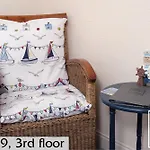 Hotel Ellenby Guest house 4*